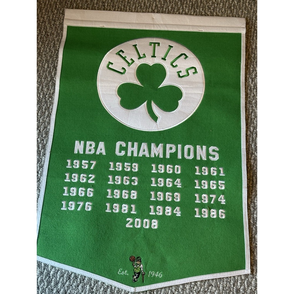Boston Celtics NBA Championships Banner  1957-2008 Wool 2'x3'‎ Rare NWOT